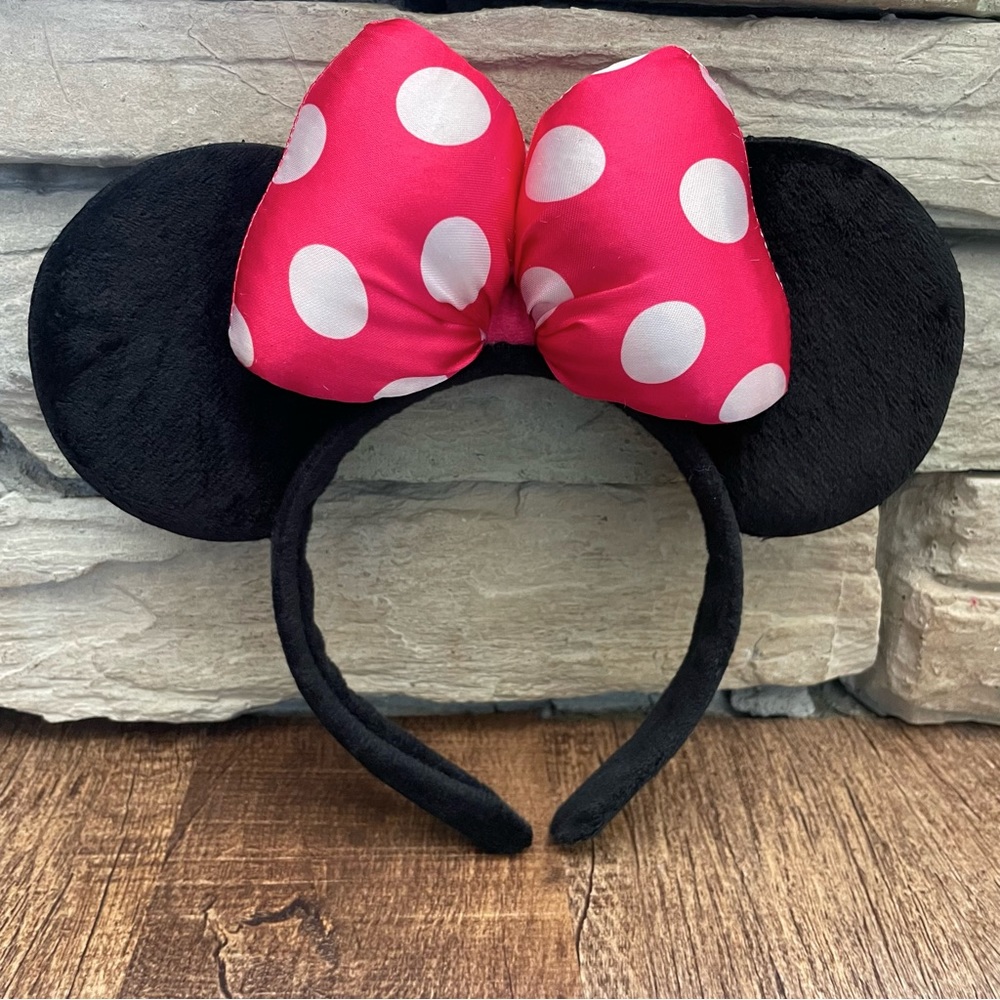 🥑2/$29~Disney Minnie Mouse Ears Pink/White Polka Dot Bow Headband~One Size - Picture 2 of 5